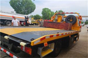 宜秀区附近拖车电话号码服务